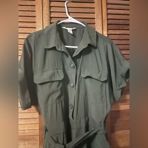 H&M Hunter Green Jumsuit Sz 10/30 inch inseam